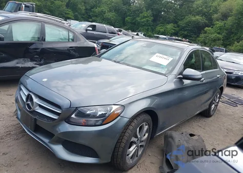 2017 Mercedes-Benz C 300 4Matic/Luxury 4Matic/Sport 4Matic from USA, damaged, VIN 55SWF4KB2HU208715